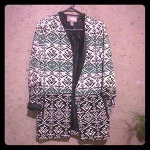 The coolest tribal midi blazer 💚💙🖤